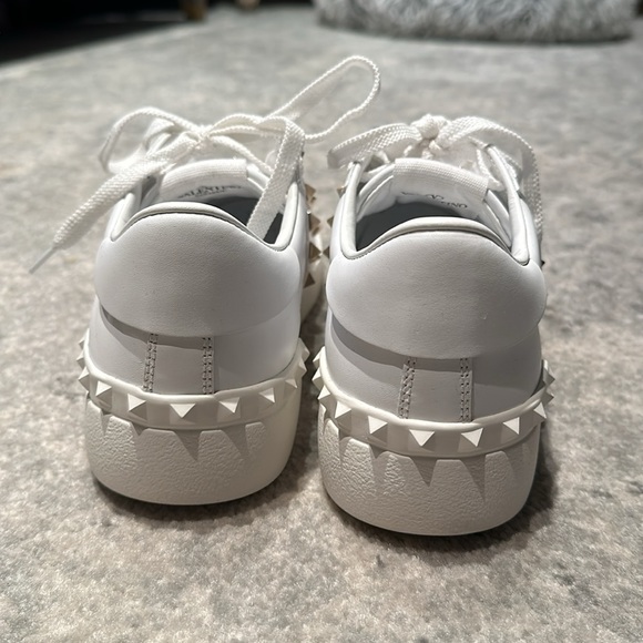 Valentino Garavani Rockstud Sneaker NWOT - Picture 9 of 16